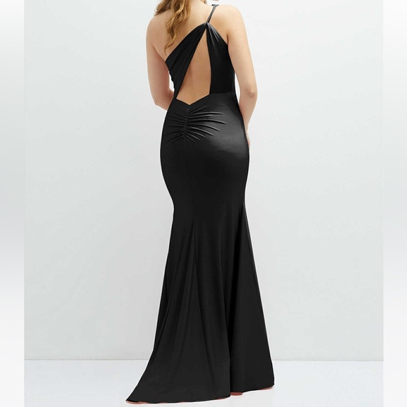 CYNTHIA & SAHAR TASHA · STYLE CS115 · LUXE STRETCH SATIN - Picture 2 of 4